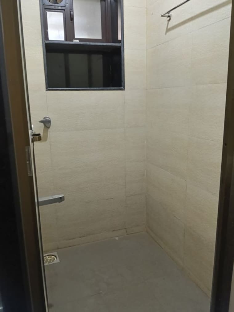 Bathroom, lalani-valentine-apartment 1 Bedroom 500 Sq.Ft. Apartment In Malad East Mumbai 10367122