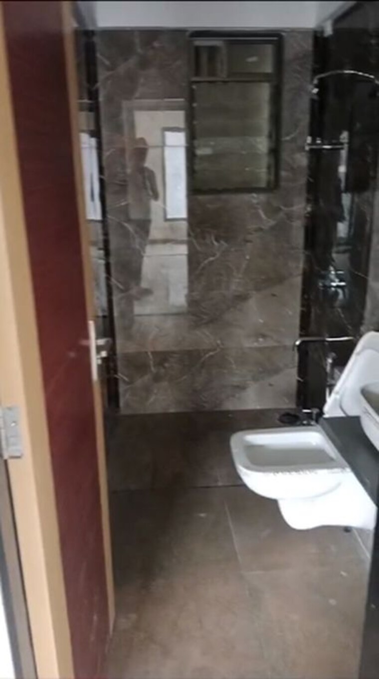 Attached Bathroom, shagun-krishvi-residency 3 Bedroom 1495 Sq.Ft. Apartment In Chembur Mumbai 10366775