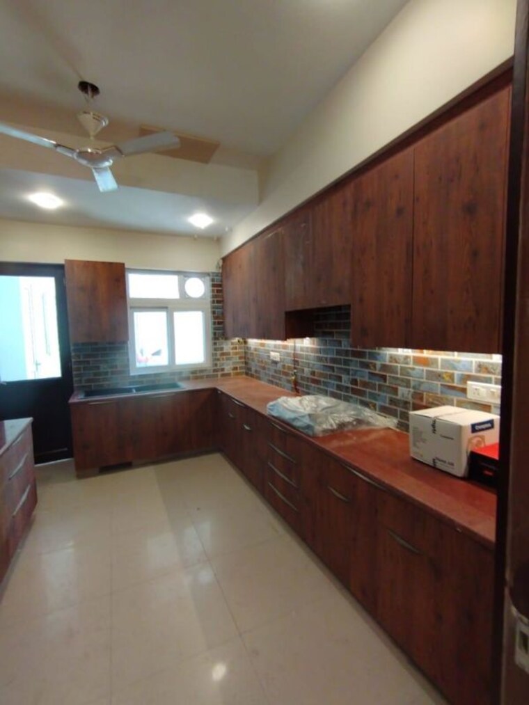 Kitchen, 3c-lotus-300 4 Bedroom 4664 Sq.Ft. Apartment In Sector 107 Noida 10367079