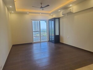 Room in 4 BHK Apartment at 3C Lotus 300, Sector 107 – for Rent
