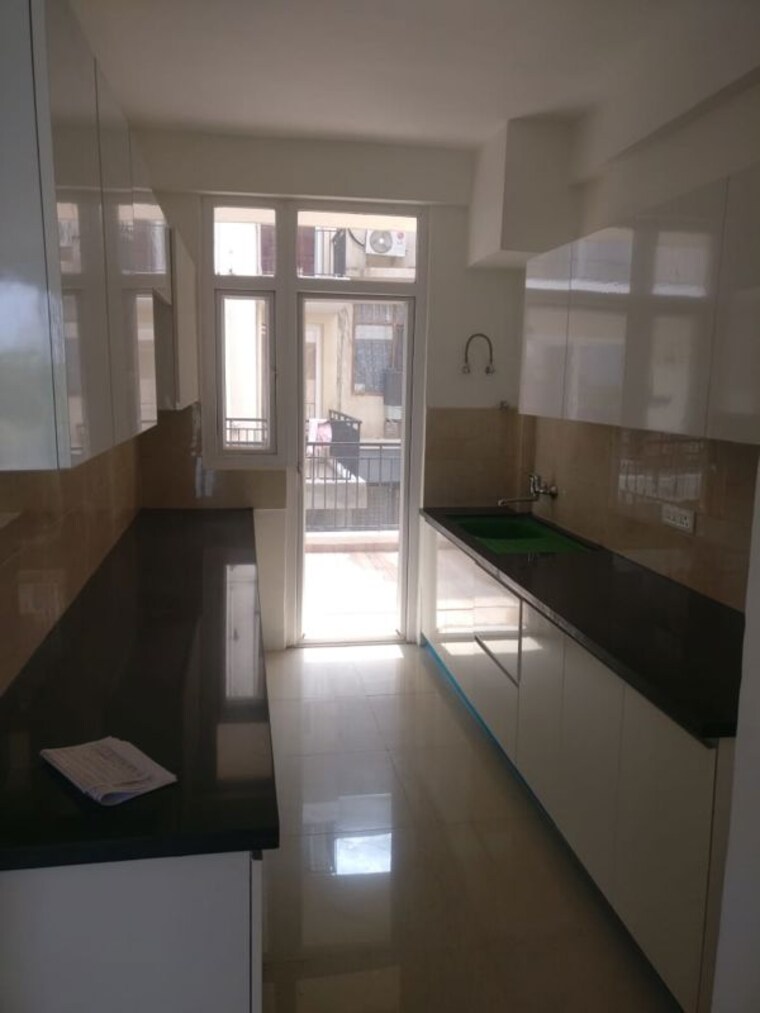Kitchen, omaxe-new-chandigarh 3 Bedroom 1450 Sq.Ft. Builder Floor In North Mullanpur Chandigarh 10367126
