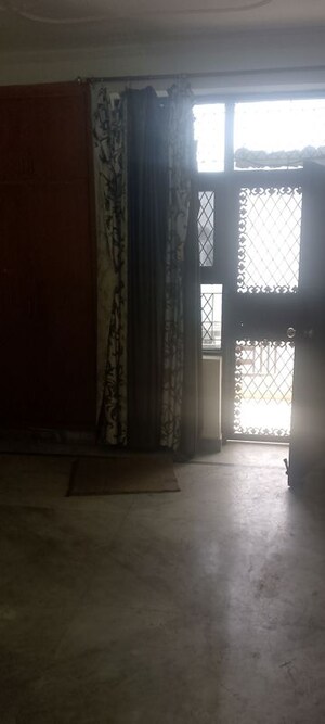 2.5 BHK Builder Floor For Rent in Spring Field Colony