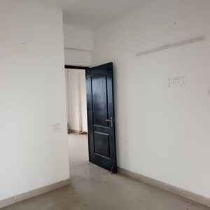 Room in 3 BHK Apartment at Puri Pranayam, Sector 82 – for Rent