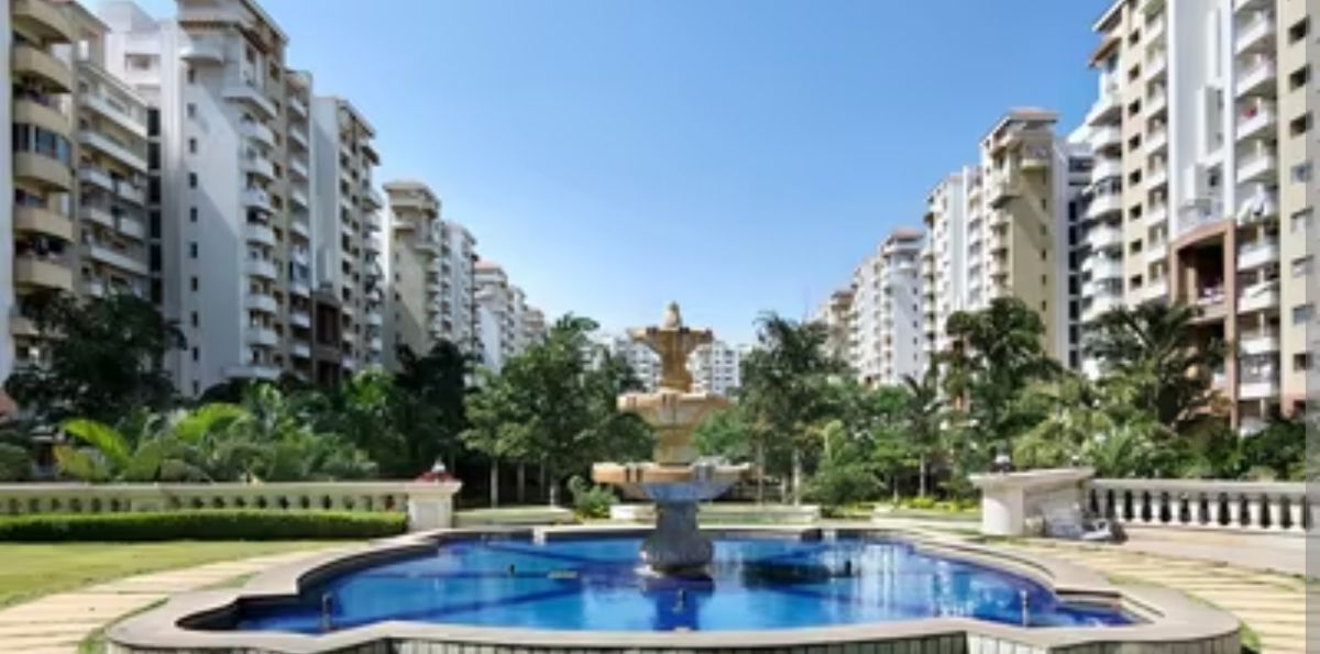 3 BHK + Pooja Room Apartment For Rent in Puravankara Purva Fountain Square