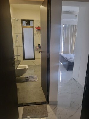 Bathroom in 3.5 BHK Apartment at Shubham Trident, Chembur – for Rent