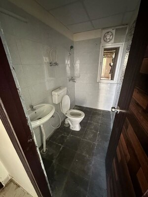 Bathroom in 2 BHK Apartment at Signature Global The Roselia, Sector 95a – for Sale