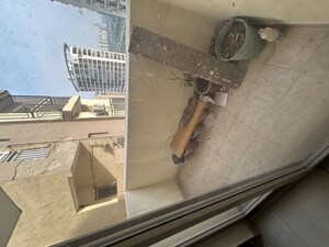 Team Area in 3 BHK Apartment at Paramount Floraville, Sector 137 – for Rent