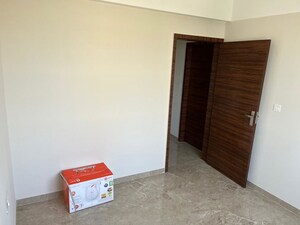 Room in 2 BHK Apartment at Kalpataru Harmony Pune, Wakad – for Rent