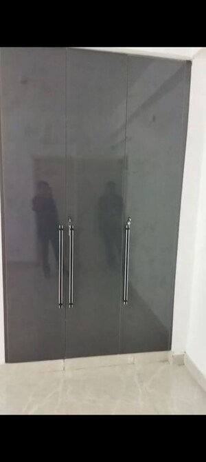 Furnished Amenities in 3 BHK Apartment at Shahpur Bamheta – for Rent