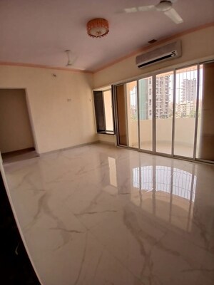 Room in 3 BHK Apartment at New Krishna Tower, Kopar Khairane – for Rent