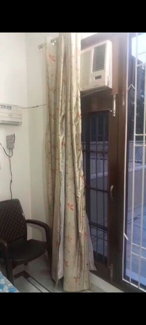 Building Lobby in 1 RK Builder Floor at Sector 69 – for Rent
