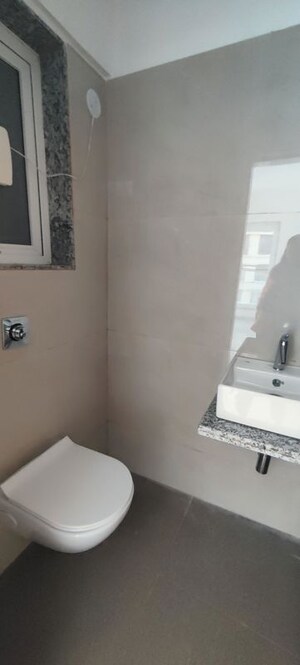 Furnished Amenities in 2 BHK Apartment at Vaibhavlaxmi Stella Sapphire, Chembur – for Rent