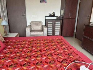 Bedroom in 3 BHK Apartment at DB Orchid Woods, Goregaon East – for Rent