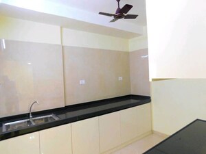 Furnished Amenities in 3 BHK Apartment at Chembur – for Rent