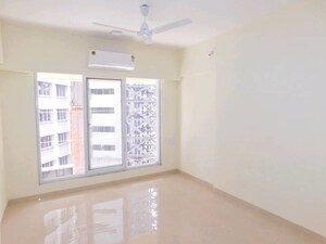 Room in 3 BHK Apartment at Chembur – for Rent
