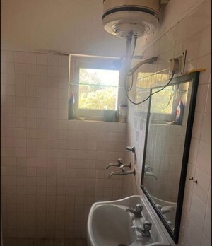 Bathroom in 2 BHK Builder Floor at Sector 38 – for Rent