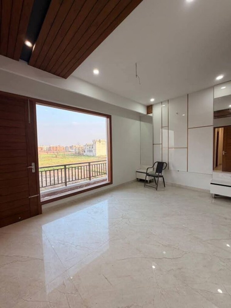 Living Room, kharar road 3 Bedroom 111 Sq.Yd. Independent House In Kharar Road Mohali 10367296