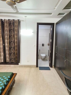 Room in  Pg at Old Rajinder Nagar – for Rent