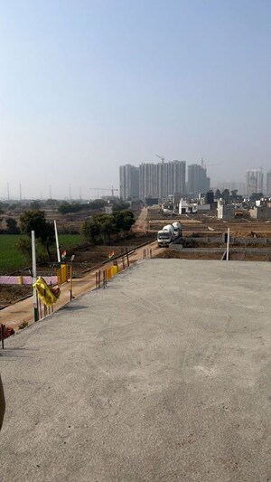   Plot at Saini – for Sale