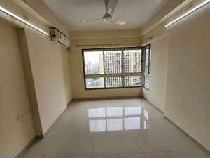 Living Room in 3 BHK Apartment at Chembur – for Rent
