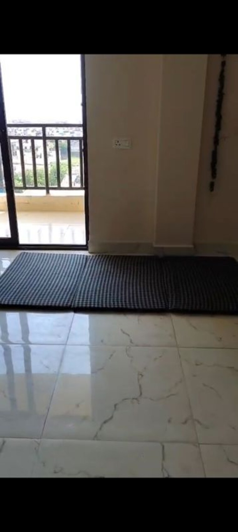 Balcony, the-golden-gate 2 Bedroom 1292 Sq.Ft. Apartment In Mahurali Ghaziabad 10367302