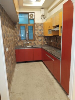 Bedroom in 6+ BHK Villa at Sector 46 – for Rent