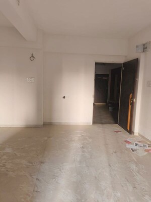 Room in 2 BHK Apartment at Pal – for Rent