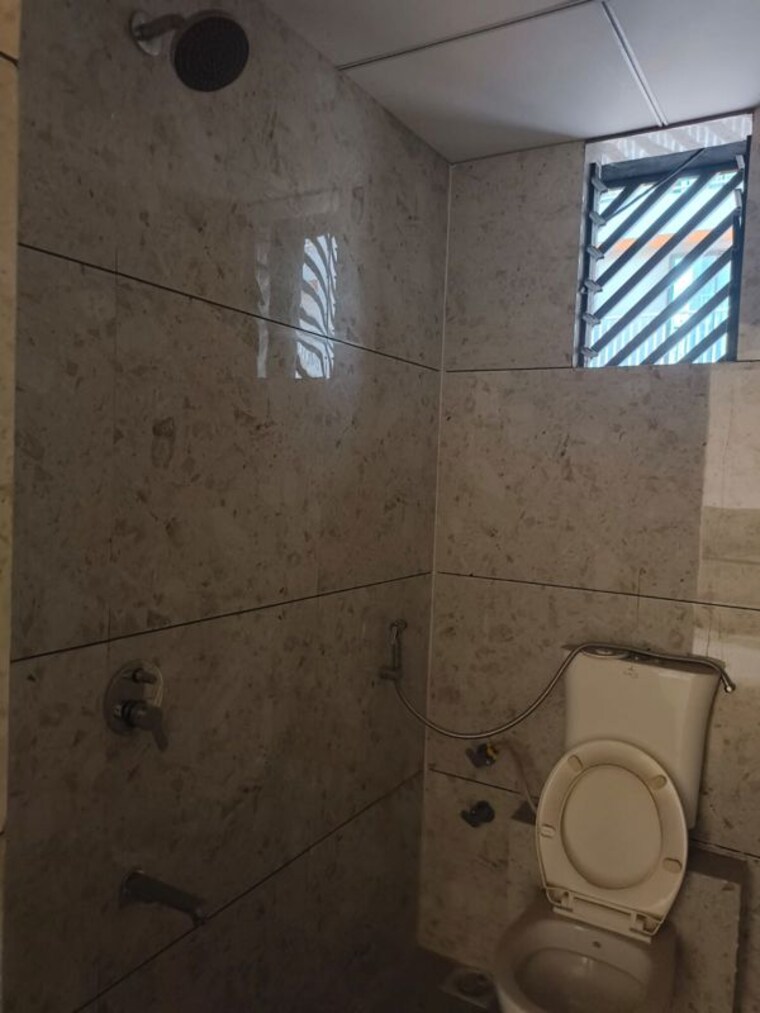 Bathroom, pal 2 Bedroom 1200 Sq.Ft. Apartment In Pal Surat 10367381