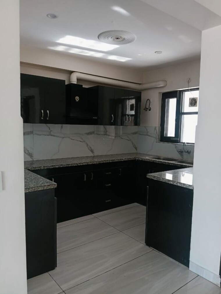 Kitchen, sector 57 3 Bedroom 1650 Sq.Ft. Builder Floor In Sector 57 Gurgaon 10367400