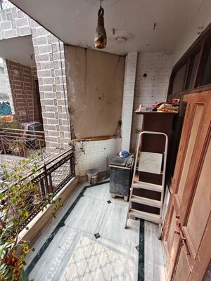 Balcony in 3 BHK Builder Floor at Rohini Sector 7 – for Rent