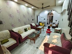 3 BHK Builder Floor For Rent in Rohini Sector 7