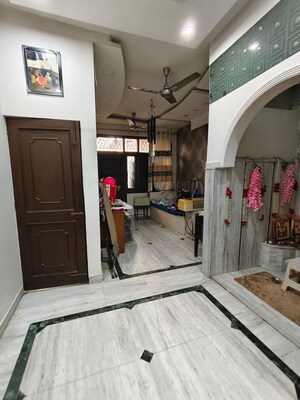 Balcony in 3 BHK Builder Floor at Rohini Sector 7 – for Rent