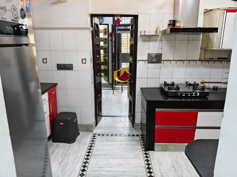 Kitchen, rohini sector 7 3 Bedroom 900 Sq.Ft. Builder Floor In Rohini Sector 7 Delhi 10367414