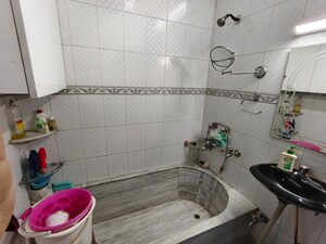 Bathroom in 3 BHK Builder Floor at Rohini Sector 7 – for Rent