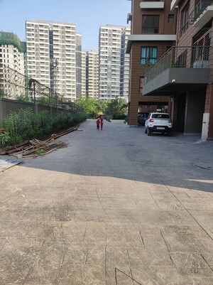 Parking in 2 BHK Apartment at Purti Aqua, Rajarhat – for Rent