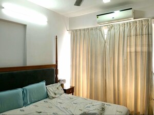 Bedroom in 3 BHK Apartment at Kalpataru Elitus, Mulund West – for Sale