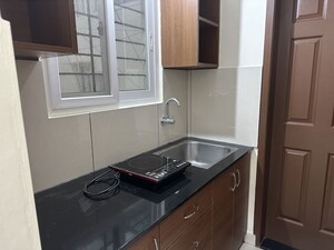 Kitchen in Studio Independent House at High Grounds – for Rent