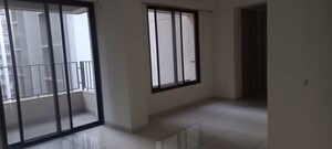 Room in 2 BHK Apartment at Sun Atmosphere, Shela – for Sale