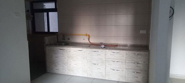 Bathroom, sun-atmosphere 2 Bedroom 1220 Sq.Ft. Apartment In Shela Ahmedabad 10367724