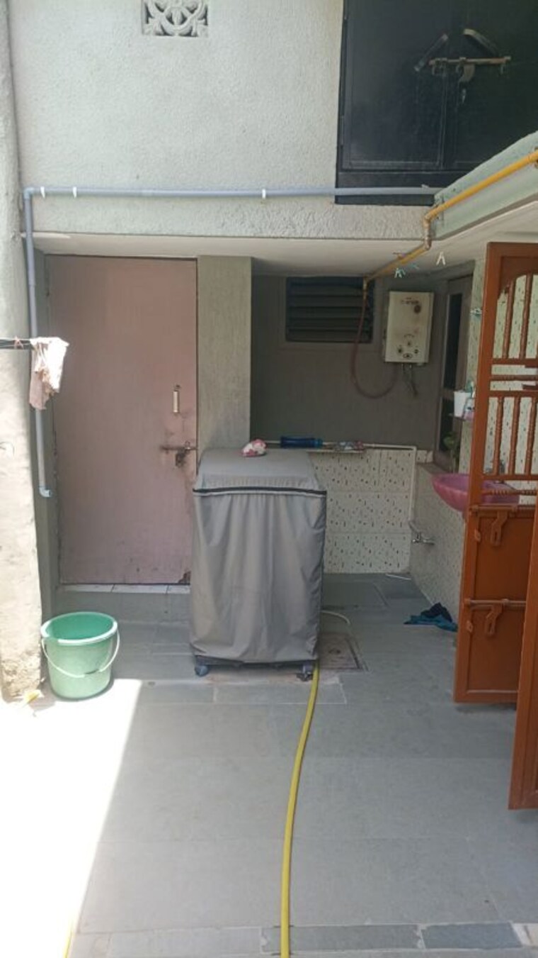 Living Room, prahlad nagar 2 Bedroom 450 Sq.Ft. Apartment In Prahlad Nagar Ahmedabad 10367729