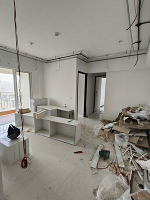 2 BHK Apartment For Rent in Lodha Amara, Kolshet Road