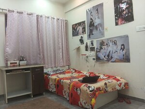 Bedroom in 3 BHK Apartment at Kumar Papillon, Pashan Gaon – for Rent