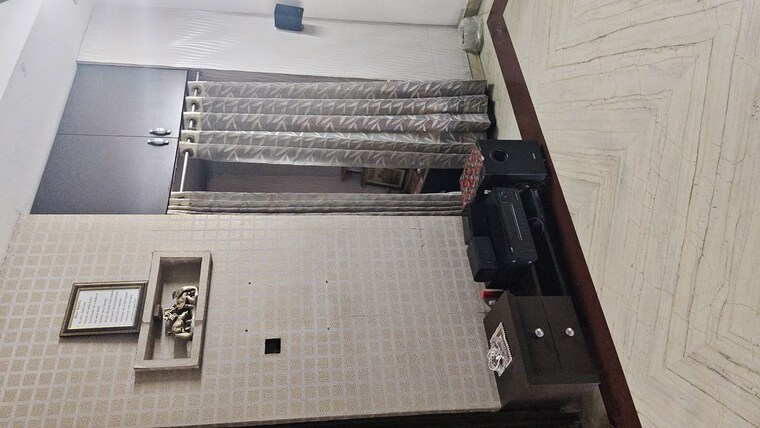 Bedroom, kavi nagar block k 3 Bedroom 200 Sq.Yd. Builder Floor In Kavi Nagar Block K Ghaziabad 10367841