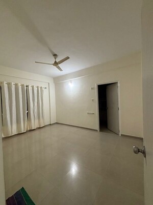 Room in 2 BHK Apartment at Aurum Platina Phase I, Wakad – for Rent