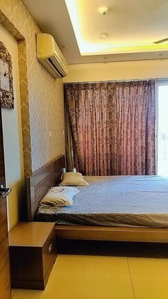 4 BHK + Servant Room Apartment For Rent in Amanora Aspire Towerss