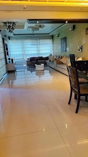 Team Area in 4 BHK Apartment at Amanora Aspire Towerss, Hadapsar – for Rent
