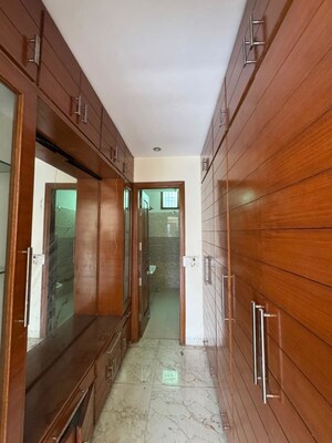 Cupboard in 6 BHK Independent House at Sector 27 – for Rent