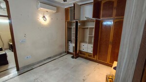 Room in 2 BHK Builder Floor at Malviya Nagar – for Rent