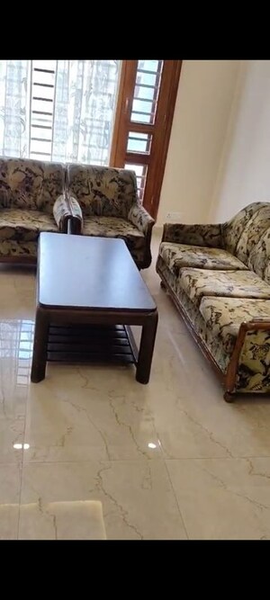 Living Room in 2 BHK Builder Floor at Sector 66 B – for Rent