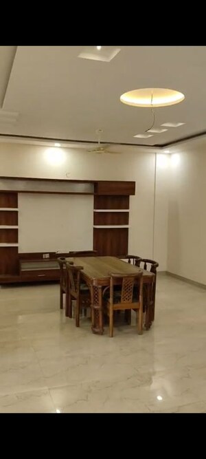 2 BHK Builder Floor For Rent in Sector 66 B
